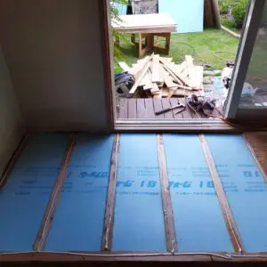 1655546661107-300x300.jpg
